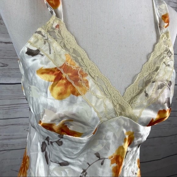 VINTAGE TG USA camisole floral print satin top Sz M - Picture 3 of 8